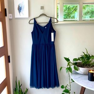 Never worn dress the population dress